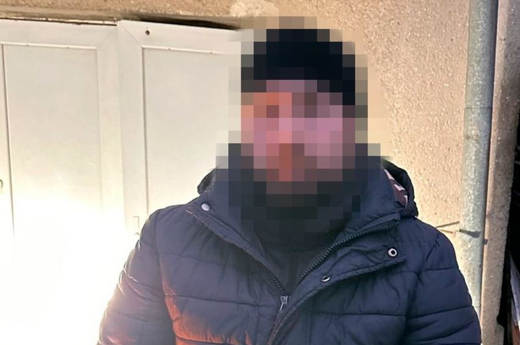 СБУ затримала експоліцейського, який працював на фсб рф СБУ затримала експоліцейського, який працював на фсб рф