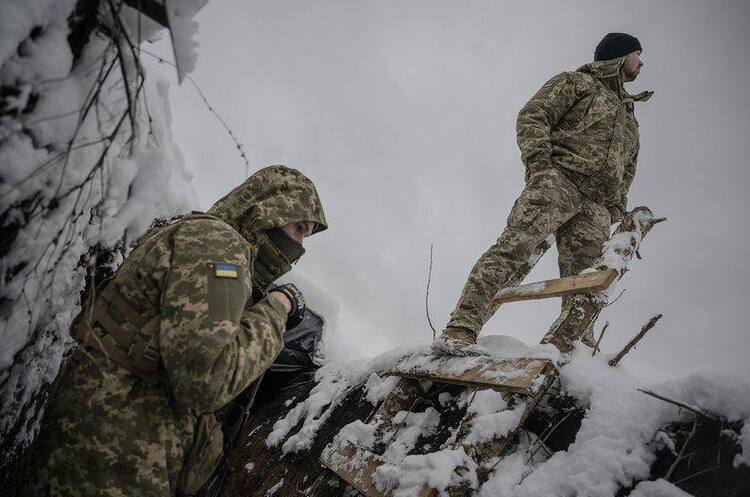 Зображення ілюстративне Оборонці знищили 13 танків, 32 ББМ та 22 артсистеми ворога за минулу добу