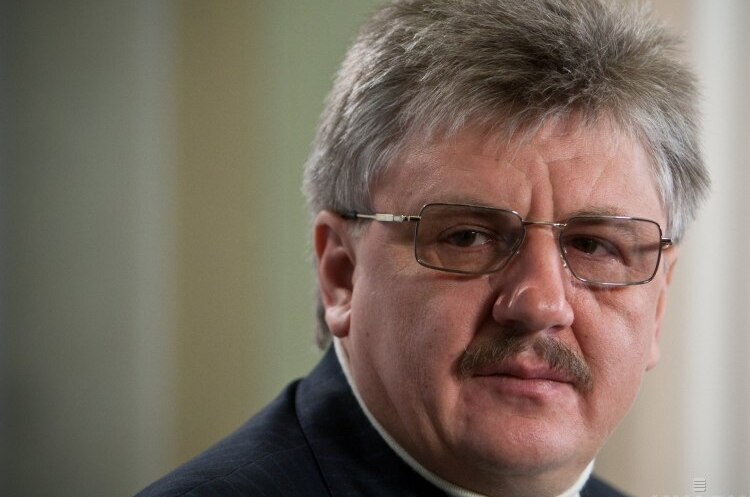 Колишнього секретаря РНБО Сівковича викрили на координації інформаційних диверсій проти України Колишнього секретаря РНБО Сівковича викрили на координації інформаційних диверсій проти України