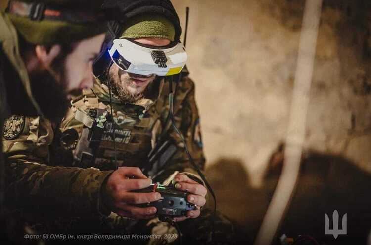 Випробування FPV-дрона «Без «бумажки» буде важко»: як у польових умовах розвивається український MilitaryTech. Досвід «Аеророзвідки», AeroDrone, Himera, IT-Integrator, DroneUa