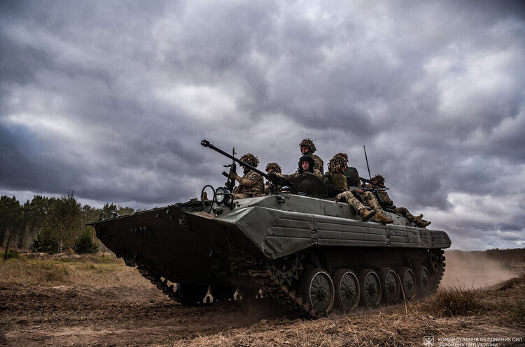 На Таврійському напрямку росіяни продовжують активні піхотні атаки та артобстріли - Тарнавський На Таврійському напрямку росіяни продовжують активні піхотні атаки та артобстріли - Тарнавський
