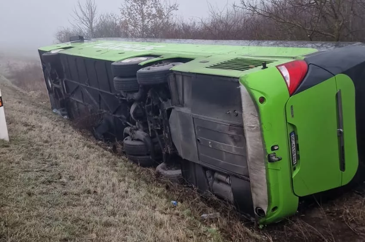 У Словаччині в ДТП потрапив автобус із 53 українцями У Словаччині в ДТП потрапив автобус із 53 українцями
