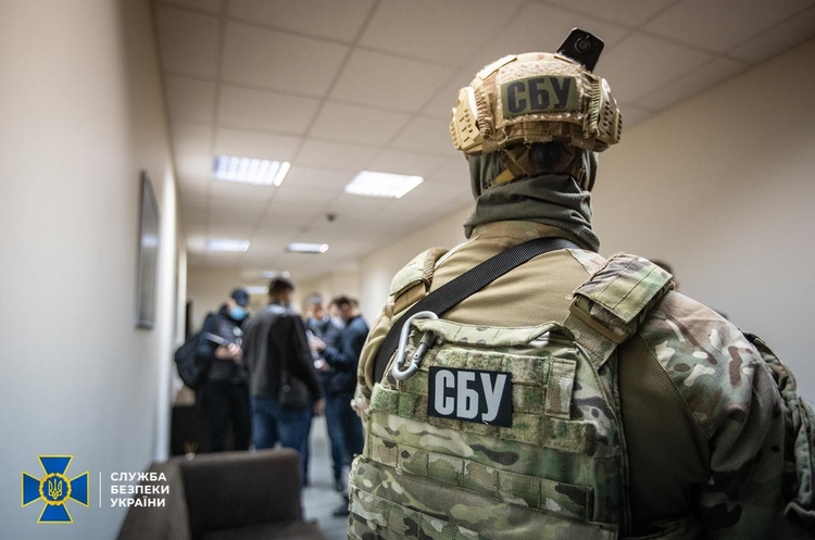 Зображення ілюстративне Правоохоронці проводять обшуки в ужгородській міськраді – ЗМІ