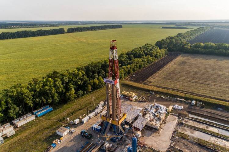 Видобуток «Укрнафтобуріння» зріс на 250 000 кубометрів з липня до грудня Видобуток «Укрнафтобуріння» зріс на 250 000 кубометрів з липня до грудня