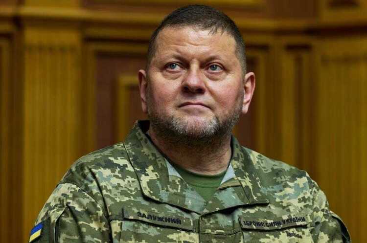 Військове командування не робило запиту на мобілізацію 500 000 осіб – Залужний Військове командування не робило запиту на мобілізацію 500 000 осіб – Залужний