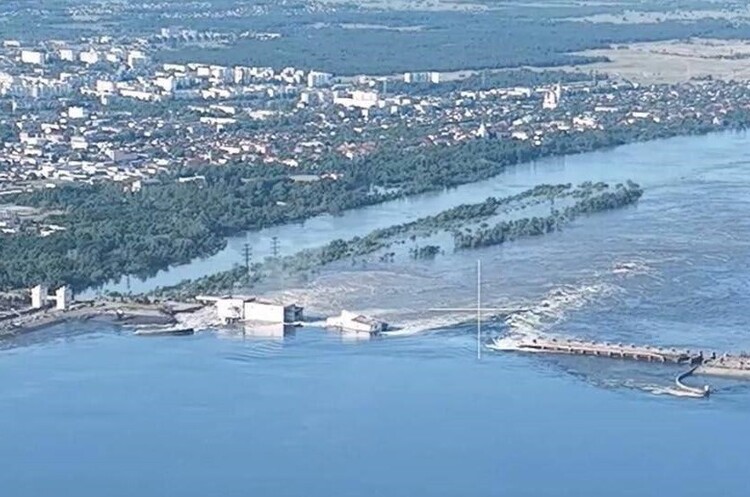 Окупанти мінімум втричі занизили кількість людських втрат від підриву Каховської ГЕС – розслідування Окупанти мінімум втричі занизили кількість людських втрат від підриву Каховської ГЕС – розслідування