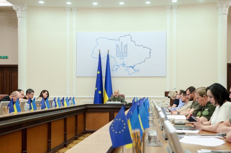 Уряд з 1 січня скоротив кількість вакансій державної служби майже на 20 000 – Шмигаль Уряд з 1 січня скоротив кількість вакансій державної служби майже на 20 000 – Шмигаль