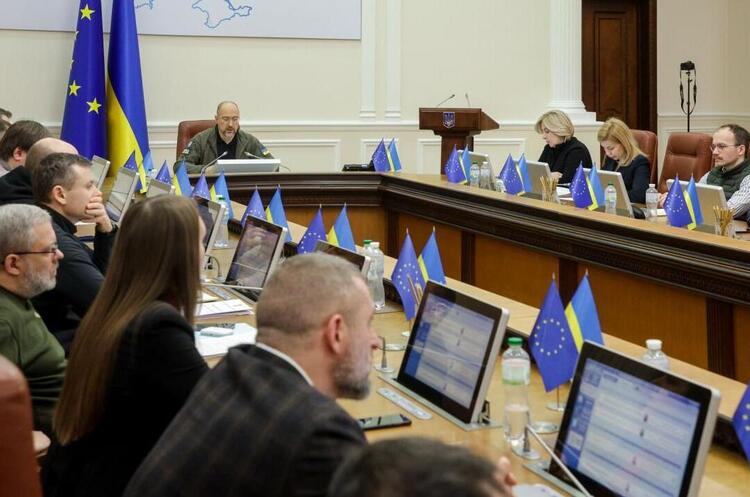 фото kmu.gov.ua Шмигаль обіцяє зростання воєнного виробництва в Україні у шість разів