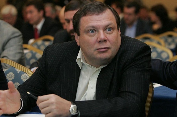 Російський олігарх Михайло Фрідман Апеляція підтвердила арешт половини акцій «Київстар» та всіх акцій виробника «Моршинської»