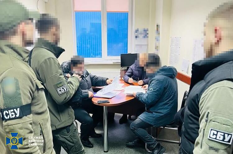 фото СБУ СБУ викрила українську компанію, яка постачала в росію засоби тактичної медицини
