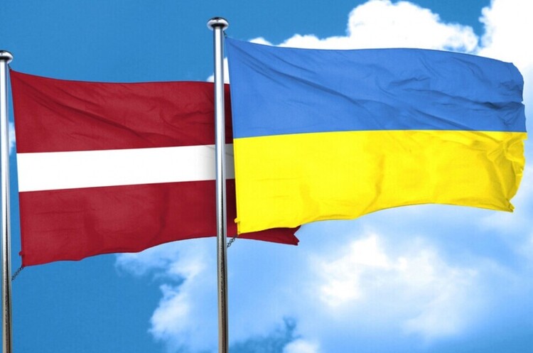 Україна та Латвія нарощуватимуть виробництво БпЛА – Умєров Україна та Латвія нарощуватимуть виробництво БпЛА – Умєров