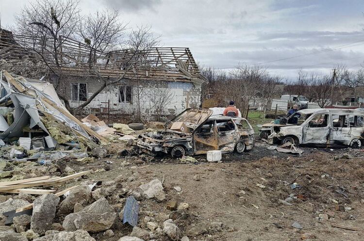 росіяни обстріляли модульне містечко ВПО на Херсонщині росіяни обстріляли модульне містечко ВПО на Херсонщині