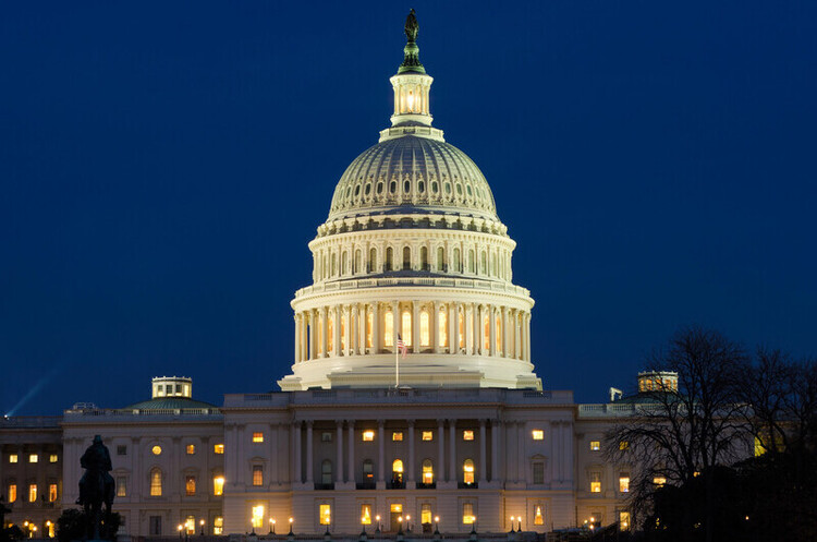 Конгрес США досяг угоди щодо виділення $1,66 трлн на роботу уряду у 2024  році – Байден | Mind.ua
