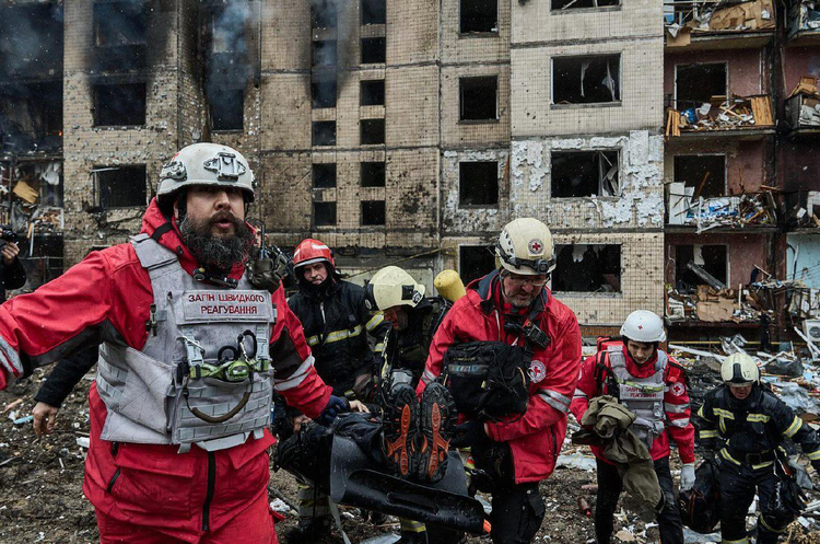 Наслідки удару по Києву, 2 січня Кількість жертв унаслідок атаки на Київ 2 січня зросла до 3 осіб