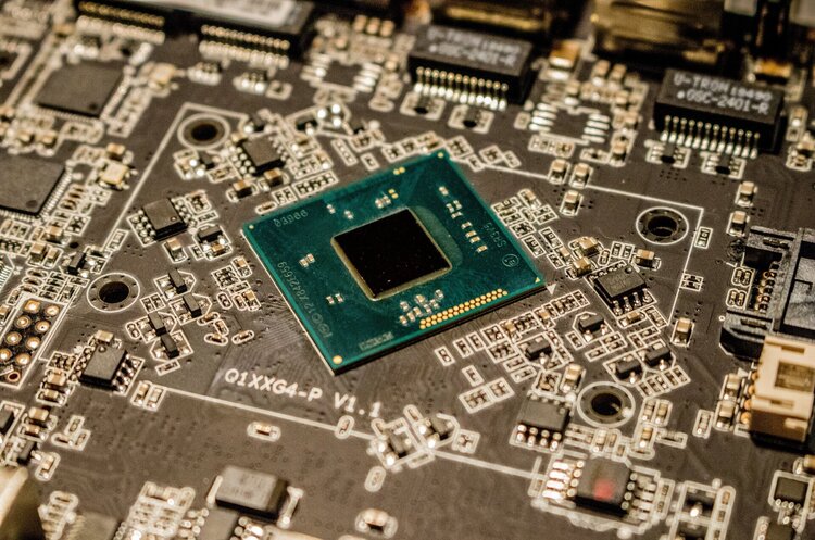 Китайський уряд купив чипи Nvidia попри обмеження США Китайський уряд купив чипи Nvidia попри обмеження США