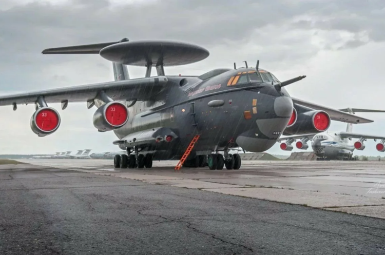 російський літак А-50 Підбиті літаки рф: чим їх могла атакувати Україна