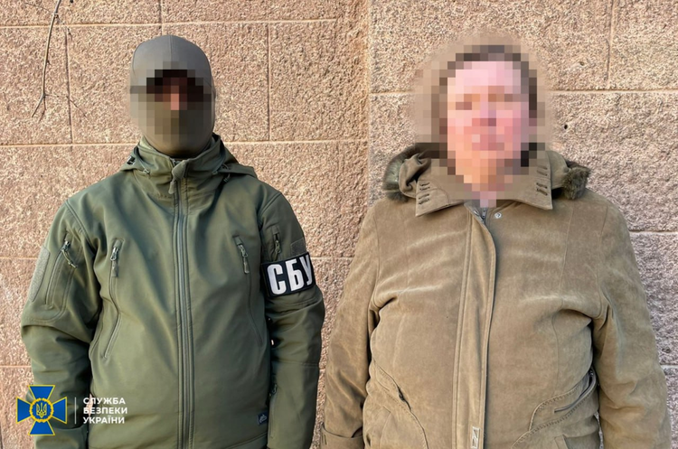 На Херсонщині затримали двох колаборантів, які організовували «референдум» під час окупації На Херсонщині затримали двох колаборантів, які організовували «референдум» під час окупації