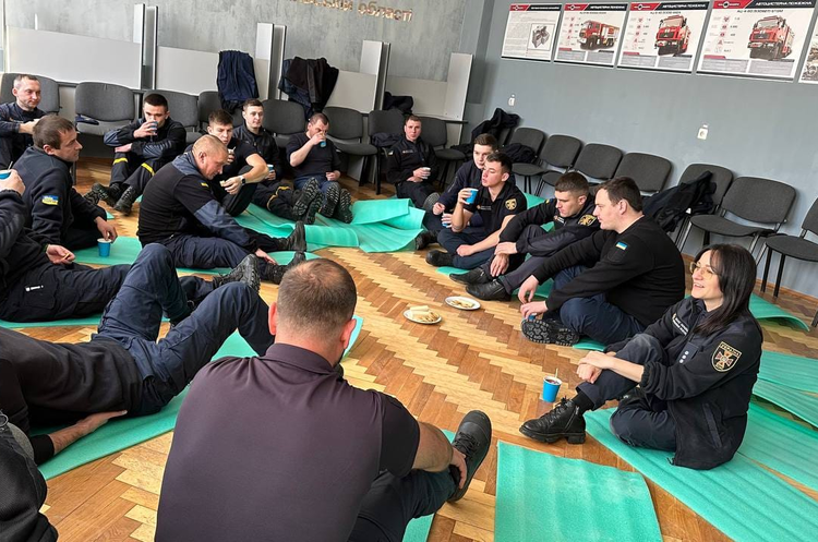 У Тернополі створили програму підтримки ментального здоров’я для працівників ДСНС У Тернополі створили програму підтримки ментального здоров’я для працівників ДСНС