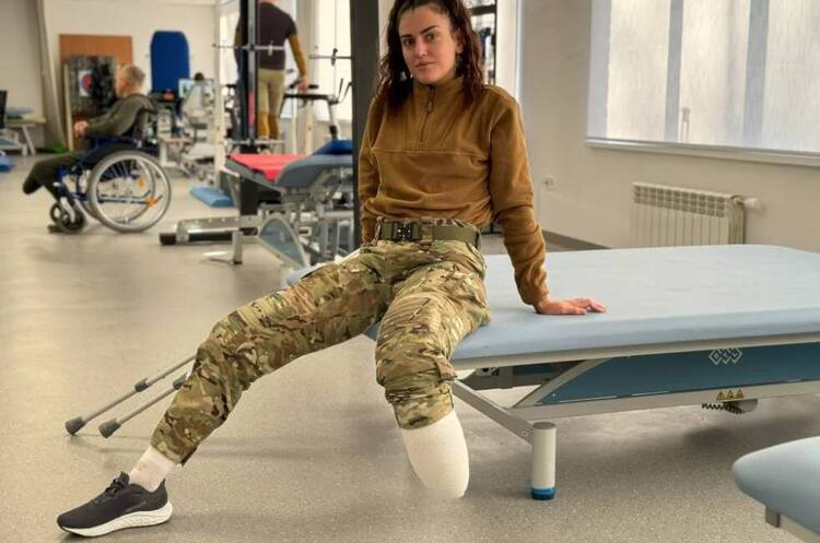 Анастасія Савка на псевдо "Фенікс", 25-річна снайперка зі Львова Суспільство неусвідомлених упереджень