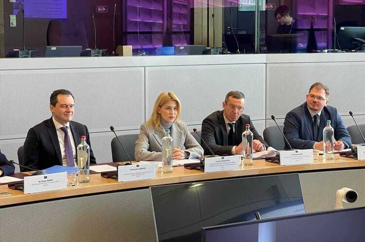 Україна у межах інтеграції в ЄС розпочинає скринінг законодавства та формує дорожні карти у трьох сферах – Стефанішина Україна у межах інтеграції в ЄС розпочинає скринінг законодавства та формує дорожні карти у трьох сферах – Стефанішина