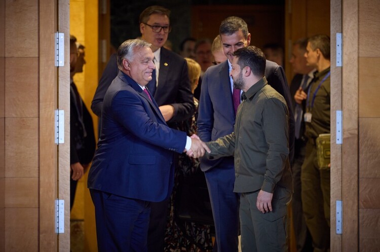 фото Офіційний сайт Президента України ЄС погрожує “підірвати економіку Угорщини”, якщо та знову заблокує фінансову допомогу Україні