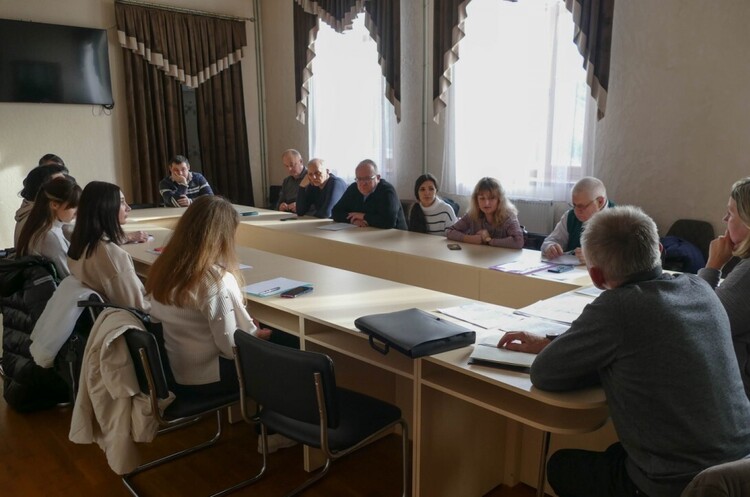 Медики Івано-Франківщини обговорили піклування про ментальне здоров'я та необхідні заходи для цього Медики Івано-Франківщини обговорили піклування про ментальне здоров'я та необхідні заходи для цього