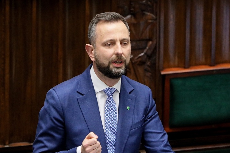 У Польщі припускають можливість нападу росії – очільник Нацоборони У Польщі припускають можливість нападу росії – очільник Нацоборони