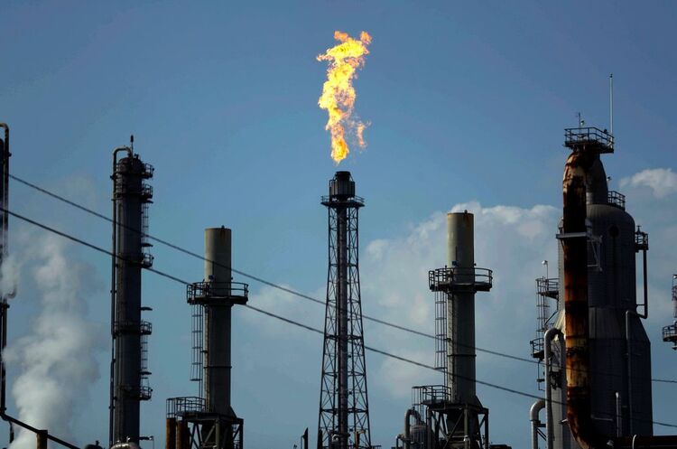 PHOTO: GREGORY BULL/ASSOCIATED PRESS Голландський пенсійний фонд PFZW продав акції Shell, BP, TotalEnergies та інших нафтогазових компаній
