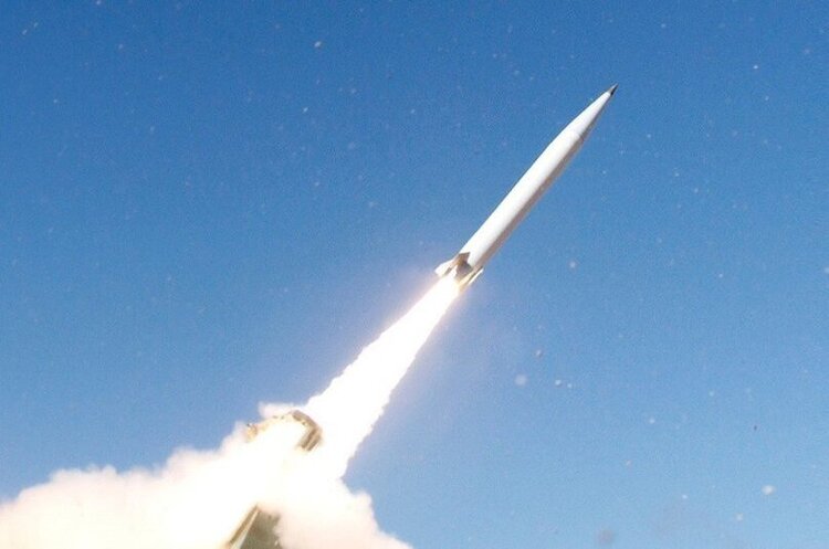 США вдарили по двох безпілотним суднам та трьом протикорабельним крилатим ракетам хуситів в Ємені – Центрком США вдарили по двох безпілотним суднам та трьом протикорабельним крилатим ракетам хуситів в Ємені – Центрком