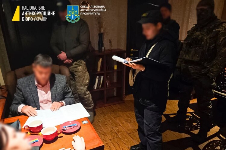 НАБУ викрило керівництво Запорізької облради на хабарі НАБУ викрило керівництво Запорізької облради на хабарі