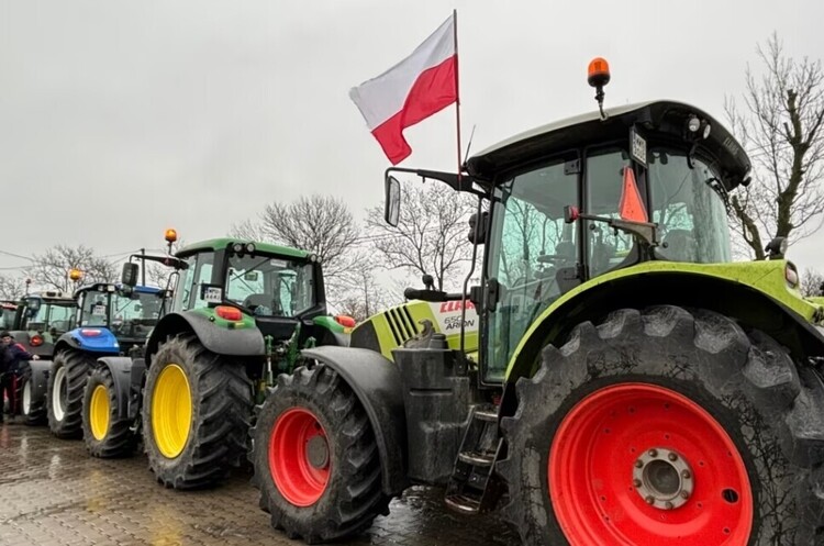 Орієнтовно 2500 вантажівок стоять на кодоні з Польщею – Демченко Орієнтовно 2500 вантажівок стоять на кодоні з Польщею – Демченко