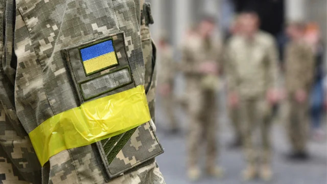 Зеленський підписав закон про демобілізацію строковиків Зеленський підписав закон про демобілізацію строковиків