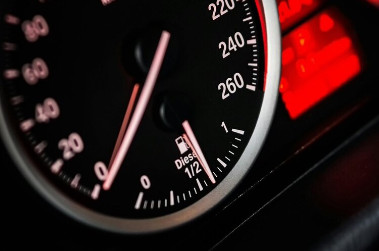 Фото: Рexels У лютому ринок нових легкових авто зріс на 51% проти аналогічного періоду 2023 року