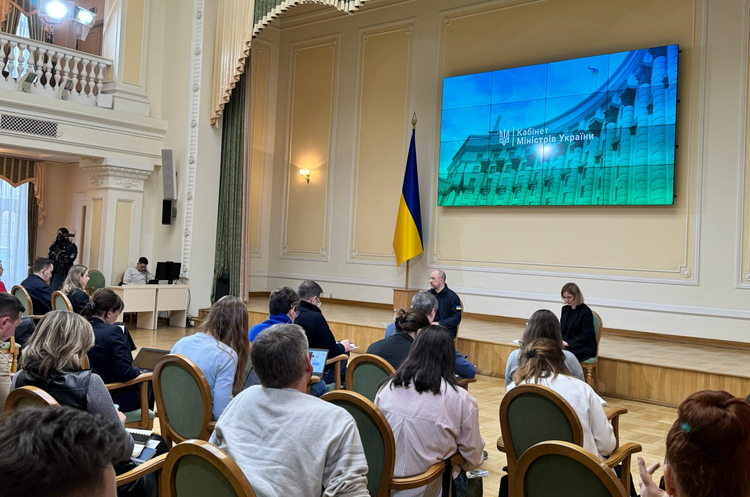У пріоритетах уряду на рік почати використовувати заморожені російські активи У пріоритетах уряду на рік почати використовувати заморожені російські активи