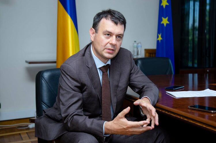 Кабмін пропонує збільшити військовий збір для ФОП – Гетманцев Кабмін пропонує збільшити військовий збір для ФОП – Гетманцев