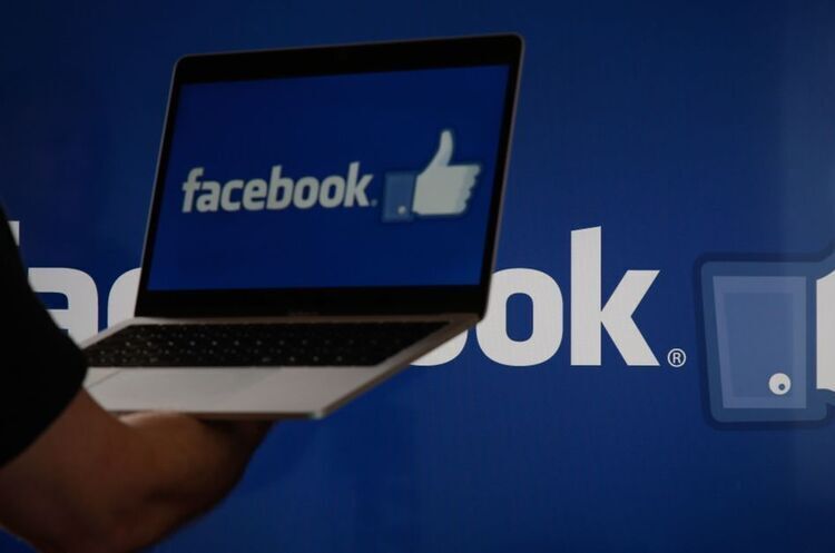 У Facebook та Instagram стався збій У Facebook та Instagram стався збій