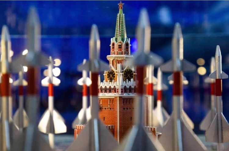 Ядерний злочинець. Чому путінська росія лякає світ «зоряними війнами» Ядерний злочинець. Чому путінська росія лякає світ «зоряними війнами»