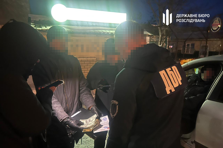 На Одещині судитимуть військкома, який за хабарі «відмазував» від мобілізації На Одещині судитимуть військкома, який за хабарі «відмазував» від мобілізації