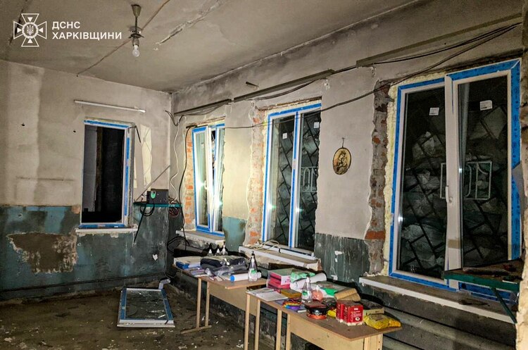 Ворог вночі атакував ракетами пожежну частину на Харківщині – ДСНС Ворог вночі атакував ракетами пожежну частину на Харківщині – ДСНС