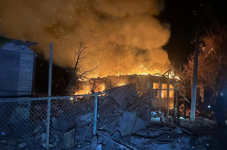 ОНОВЛЕНО: Вночі росіяни вдарили по Селидовому двома ракетами С-300 ОНОВЛЕНО: Вночі росіяни вдарили по Селидовому двома ракетами С-300