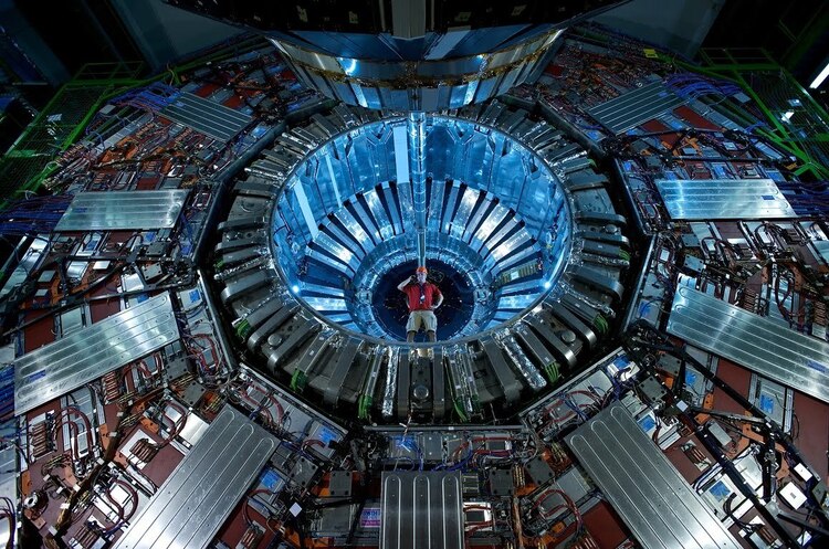 CERN, the creator of the Hadron Collider, stops all contact with Russian scientists - The Insider CERN, the creator of the Hadron Collider, stops all contact with Russian scientists - The Insider