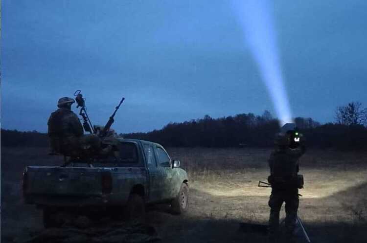 Сили ППО знищили 8 з 9 БПЛА «Shahed» за ніч – Повітряні сили Сили ППО знищили 8 з 9 БПЛА «Shahed» за ніч – Повітряні сили