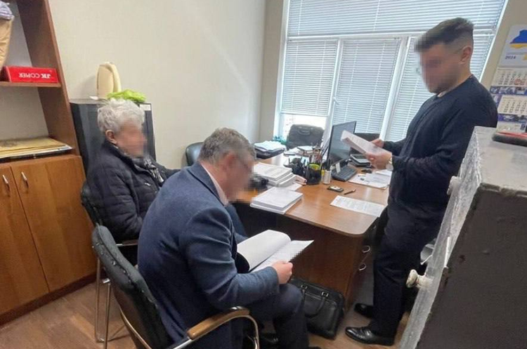 Прокурори викрили 2 підрядників на розкраданні 3,7 млн грн на відновленні енергоінфраструктури Одещини Прокурори викрили 2 підрядників на розкраданні 3,7 млн грн на відновленні енергоінфраструктури Одещини