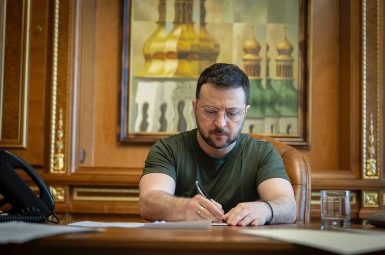Зеленський звільнив посла України в Молдові Марка Шевченка – указ Зеленський звільнив посла України в Молдові Марка Шевченка – указ