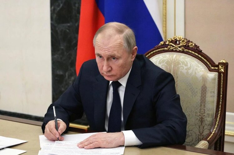 путін підписав указ про призов на військову службу 150 000 осіб путін підписав указ про призов на військову службу 150 000 осіб