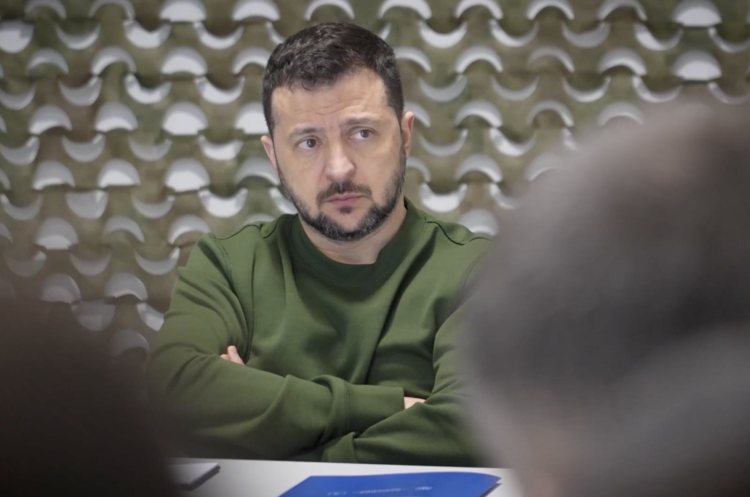 Окупанти вночі цілили по Канівській та Дністровській ГЕС – Зеленський Окупанти вночі цілили по Канівській та Дністровській ГЕС – Зеленський