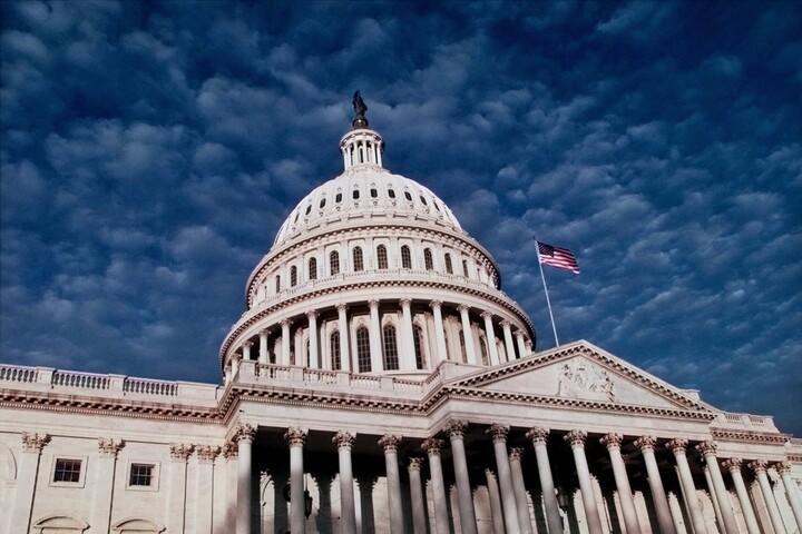 Конгрес США передасть на розгляд Байдену проєкт допомоги Україні з конфіскацією активів рф – Politico Конгрес США передасть на розгляд Байдену проєкт допомоги Україні з конфіскацією активів рф – Politico