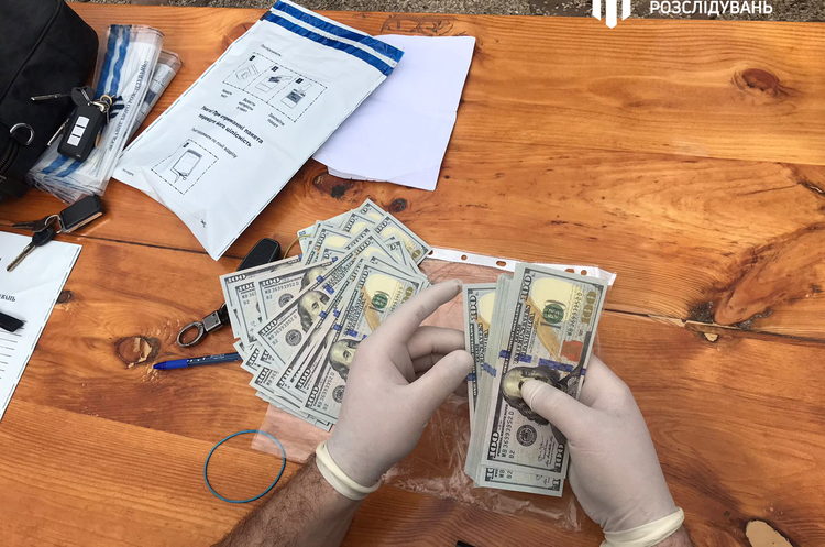ДБР підозрює співробітників Держпродспоживслужби у видачі фітосанітарних сертифікатів за гроші ДБР підозрює співробітників Держпродспоживслужби у видачі фітосанітарних сертифікатів за гроші