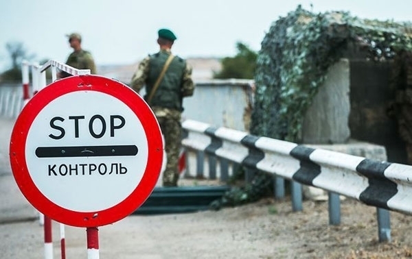 Кабмін дозволив чоловікам-студентам виїжджати за кордон для навчання Кабмін дозволив чоловікам-студентам виїжджати за кордон для навчання