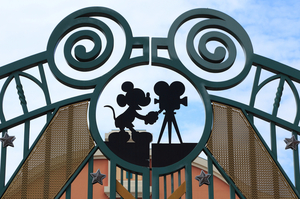    . Disney     .    䳿?